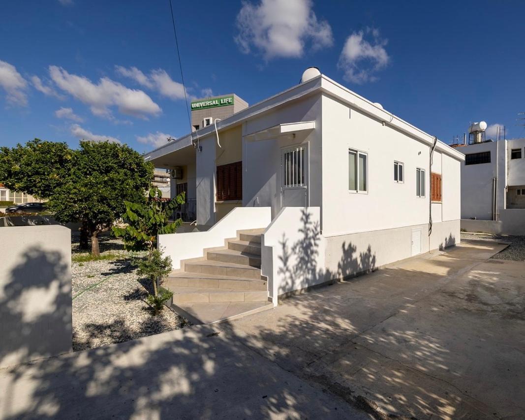 Studio In The Heart Of The City Пафос Екстериор снимка